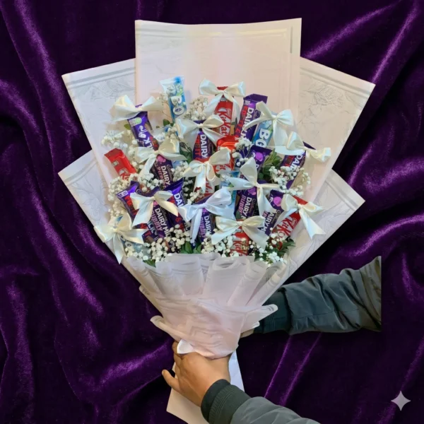 midnight magic snickers & kitkat crown bouquet (copy)