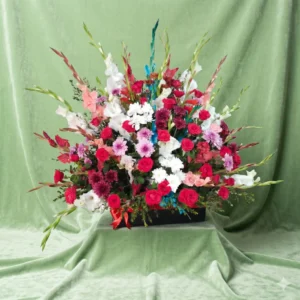 crimson & alabaster romance heart box