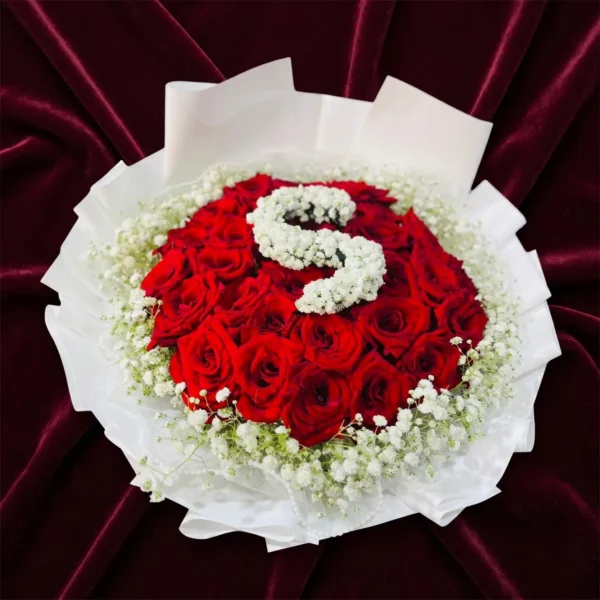 grand scarlet red rose & baby's breath starburst translucent bouquet (copy)