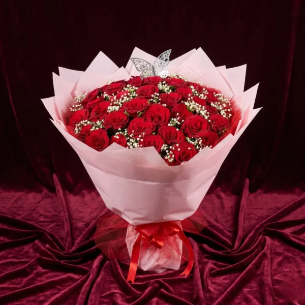 classic scarlet red rose & tuberose navy blue bouquet (copy)